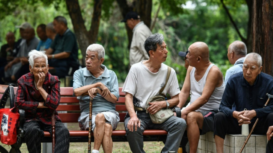 Entre apoio e críticas, chineses se dividem sobre reforma da aposentadoria