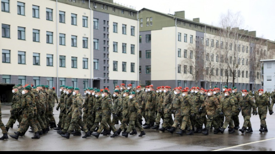 Bundesverwaltungsgericht degradiert Soldat nach Belästigung von Schülerpraktikantin