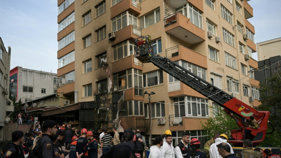 Turquie: 29 morts dans un incendie à Istanbul suite à des travaux illégaux 