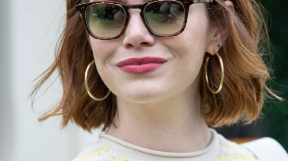 Emma Stone traz uma Frankenstein feminista e extrovertida em Veneza