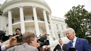 Biden busca tender puentes reales y políticos en un dividido EEUU