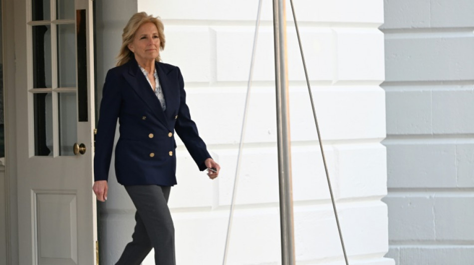 Jill Biden "se encuentra bien" tras extirpación de dos tumores 