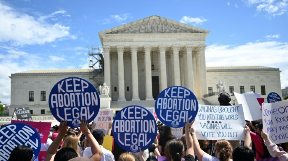 EEUU, un país dividido un año después del fallo de Corte Suprema sobre aborto