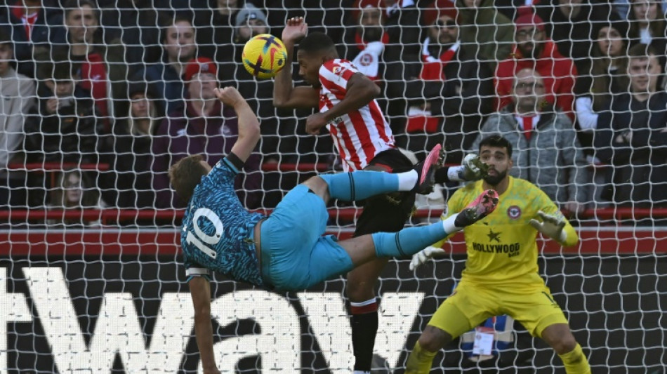 El Tottenham abre el Boxing Day salvando un empate en Brentford