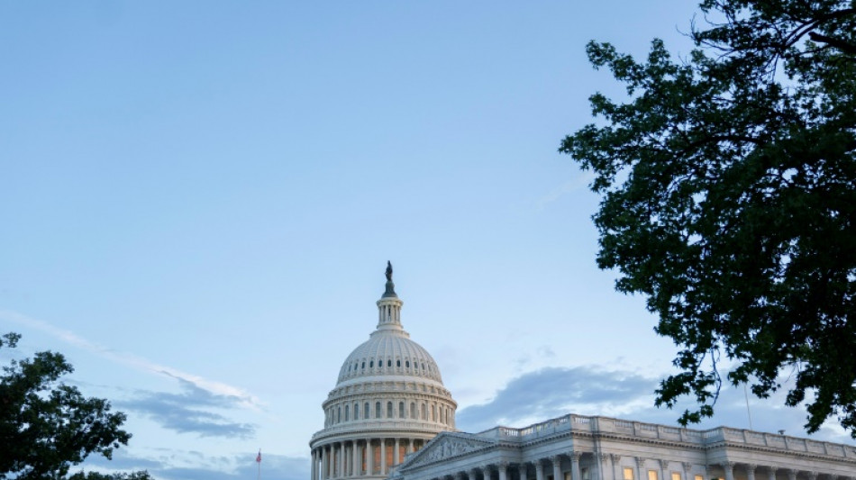 Congreso de EEUU adopta la gran reforma de Biden sobre clima y salud