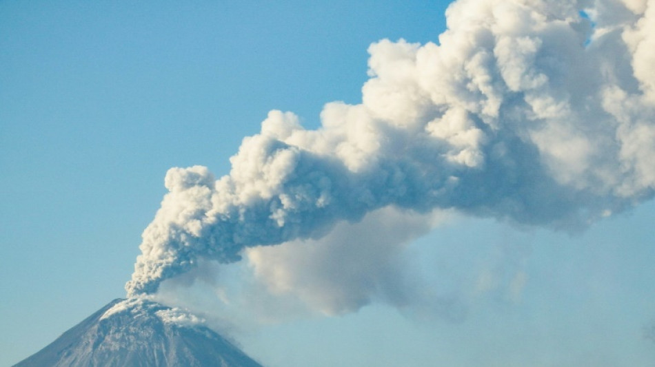 Airlines around Asia ground Bali flights after volcano erupts