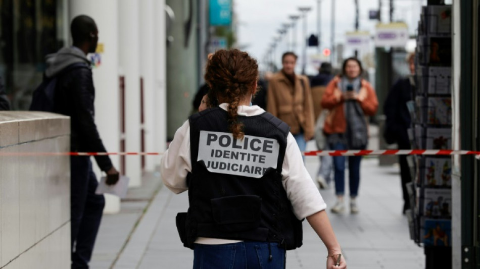 La policía dispara a una mujer que profería "amenazas" en una estación en París