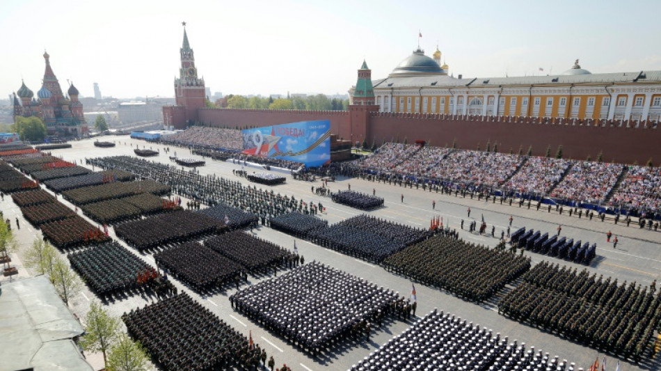 Rusia decidió aumentar su ejército en respuesta a la "hostilidad" occidental, dice el Kremlin