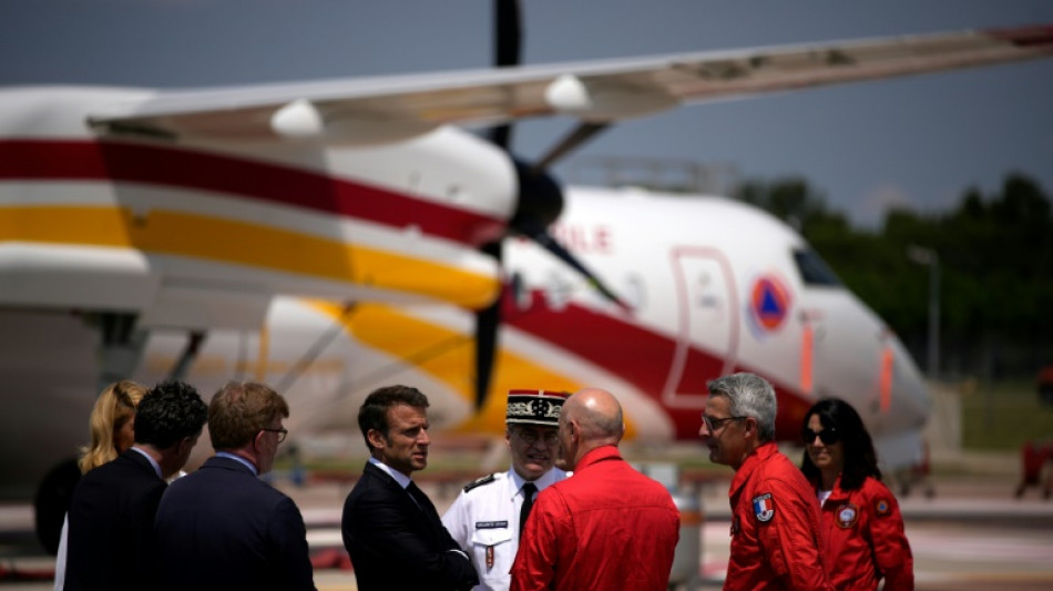 Dans le Gard, Macron prépare l'été après les grands incendies de l'an dernier