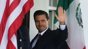 Denuncian a expresidente de México por presuntas transferencias opacas hacia España