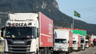 Los bloqueos de rutas se apagan en Brasil, que camina hacia la transición