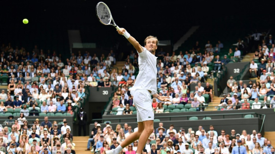 Tennis: Medvedev prêt à jouer à Wimbledon si les joueurs russes y sont autorisés