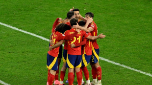 La Roja vuelve a seducir a Europa, paso a la Francia del "enmascarado" Mbappé