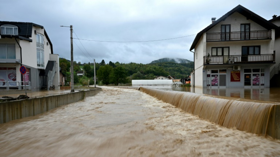 "C'était terrifiant" : les inondations en Bosnie font au moins 16 morts 