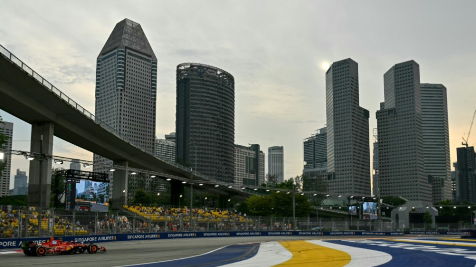 Leclerc mit erster Bestzeit in Singapur