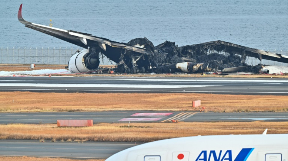 Japan Airlines dice que su avión fue autorizado a aterrizar antes de la colisión