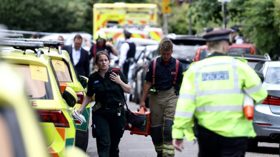 Morre segunda menina vítima de colisão de carro com escola em Wimbledon