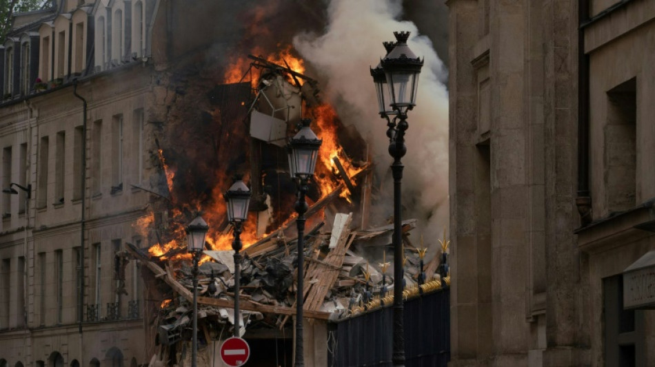 Second person dies after Paris building collapse