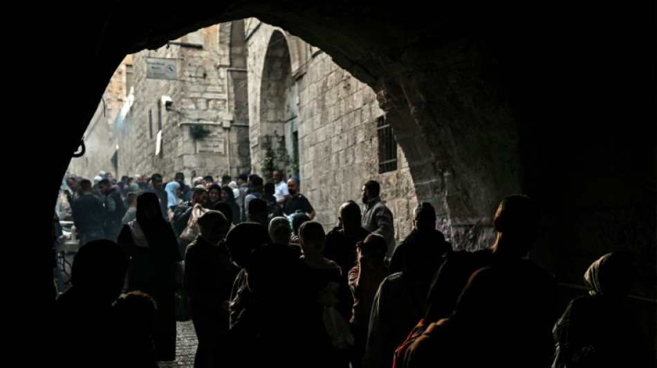 La guerra ensombrece el último viernes de Ramadán para los palestinos en Jerusalén