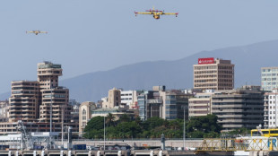 Las islas Canarias cierran escuelas por la inusual ola de calor