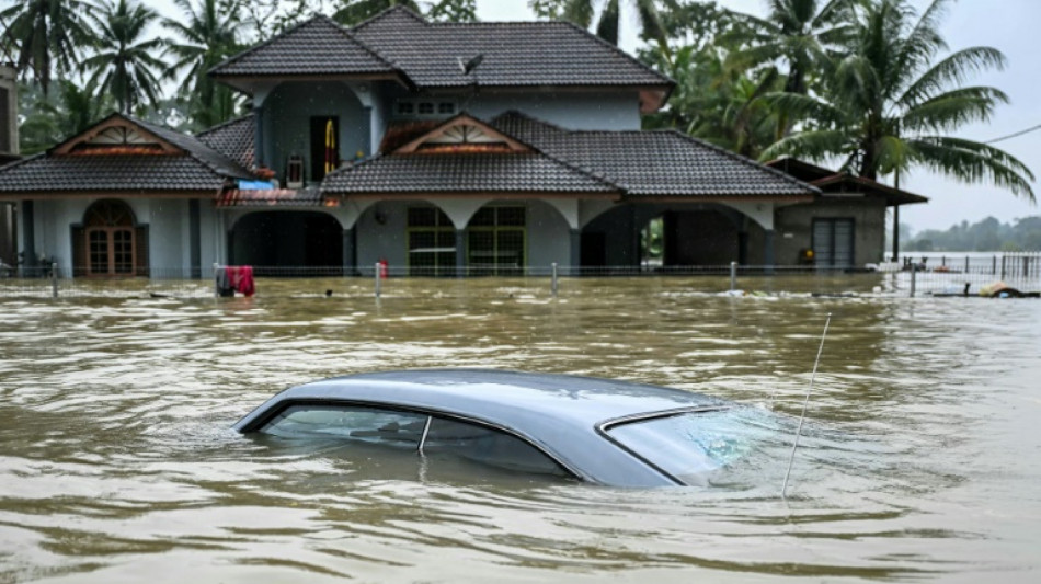 More than 122,000 people evacuated in Malaysia due to floods