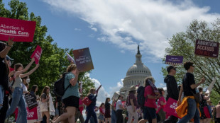 El aborto vuelve a la Corte Suprema de EEUU con batalla por píldora abortiva