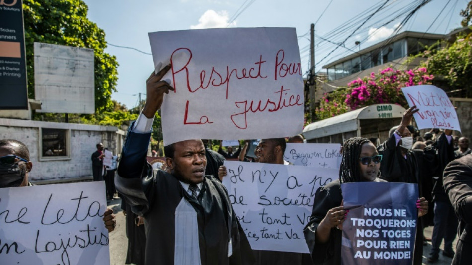 Lawyers fed up with paralyzed judicial system in Haiti 
