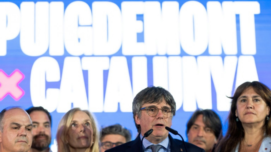 Supremo Tribunal espanhol arquiva investigação de Puigdemont por terrrorismo