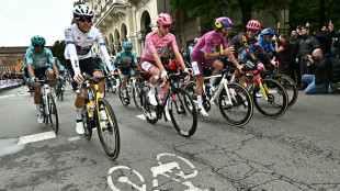 Giro: 3/a tappa con Pogacar incerottato, non parte Dunbar