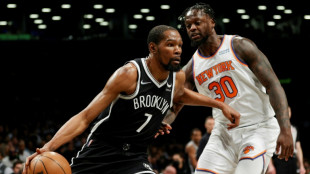 Durant scores 53 as Nets edge Knicks, Mavs win in Boston