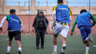 Cómo la pionera Hasna Doumi salvó a un equipo masculino en Marruecos