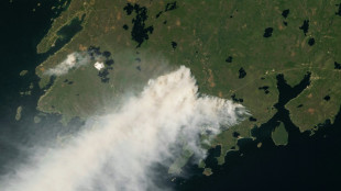 Con centenas de incendios activos, Canadá enfrenta enormes desafíos logísticos