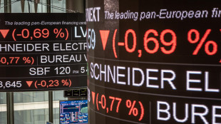 Borsa: l'Europa in avvio è negativa, Parigi -0,71%