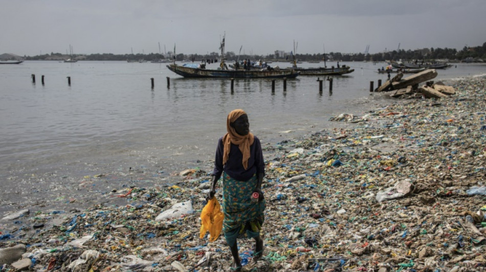 La baie de Hann, coin de paradis devenu égout de Dakar, attend d'être dépolluée