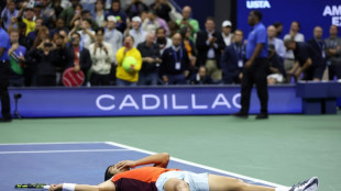 Español Alcaraz gana épico duelo a Sinner y avanza a su primera semifinal del US Open