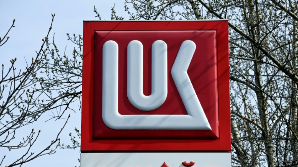 Russischer Erdölkonzern Lukoil fordert Ende der Kämpfe in der Ukraine 