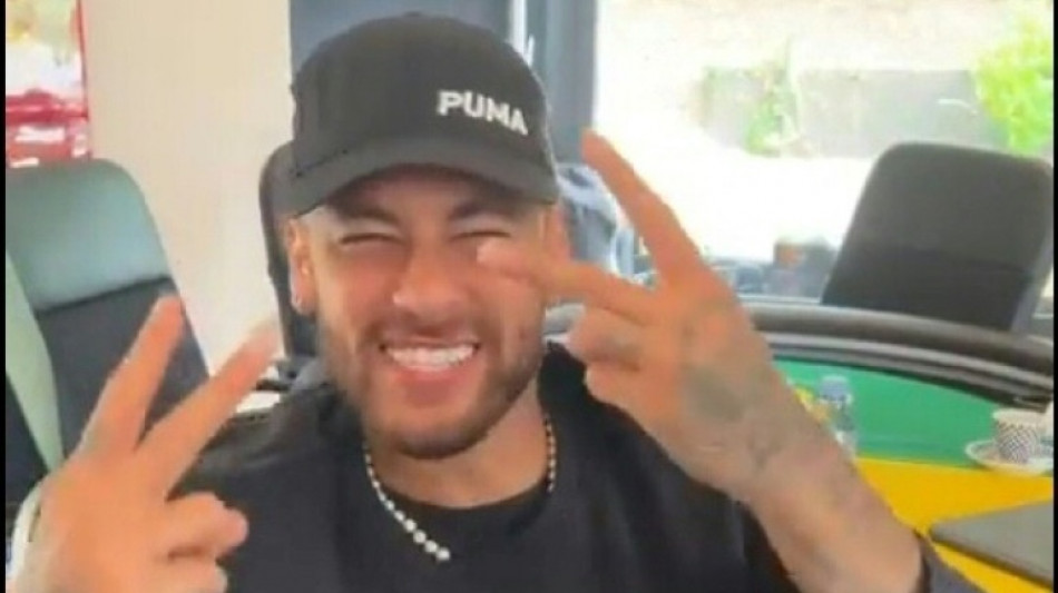 Neymar se defiende de críticas por expresar su apoyo a Bolsonaro