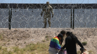 El gobernador de Texas envía guardias a la frontera ante el cambio de las normas migratorias