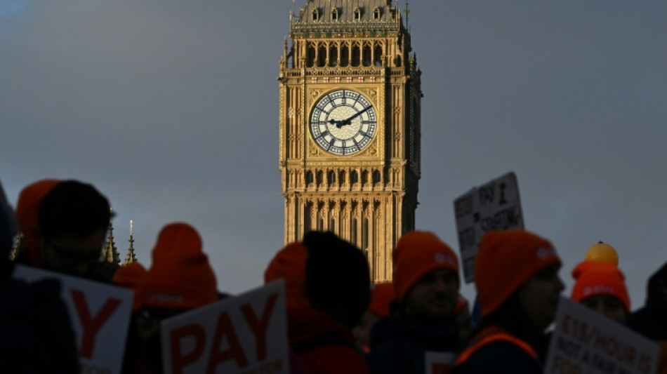 Assistenzärzte in England beginnen den längsten Streik in Geschichte des NHS