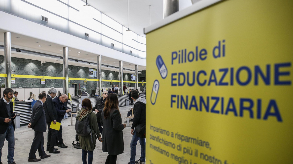 Poste: 'Più educazione finanziaria per scelte più consapevoli'