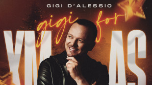 Gigi D'Alessio il 21/12 in "Gigi for Xmas, La Festa..."