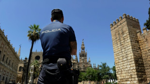 La Policía Nacional en España empieza a usar cámaras corporales