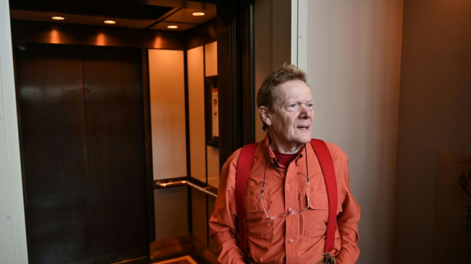 Philippe Petit, el hombre que pende de un cable