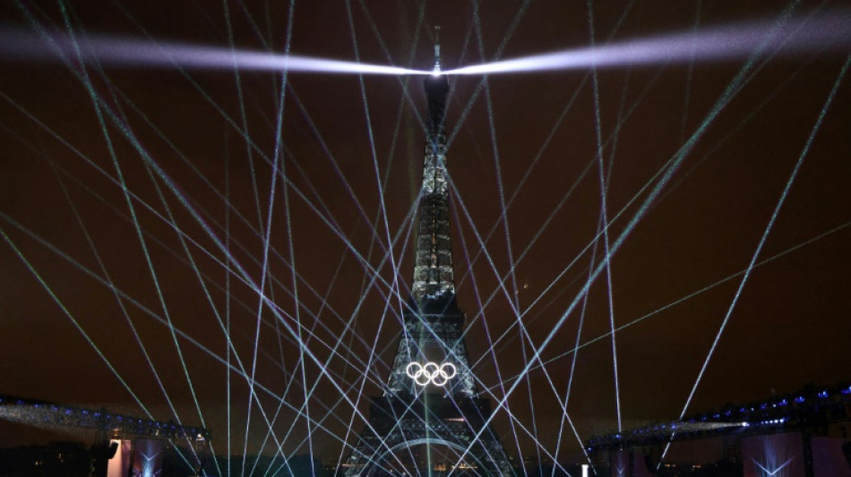 Olympische Spiele nach spektakulärer Eröffnungsfeier im Regen auf der Seine eröffnet 